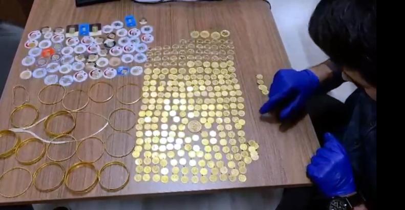Dolandırdığı kişiden aldığı yüklü miktarda altınla kaçarken yakalandı