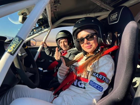 Nevşehir’de 8 Mart Dünya Kadınlar Günü'nde şalvarlı kadınlar co pilotluk yaptı