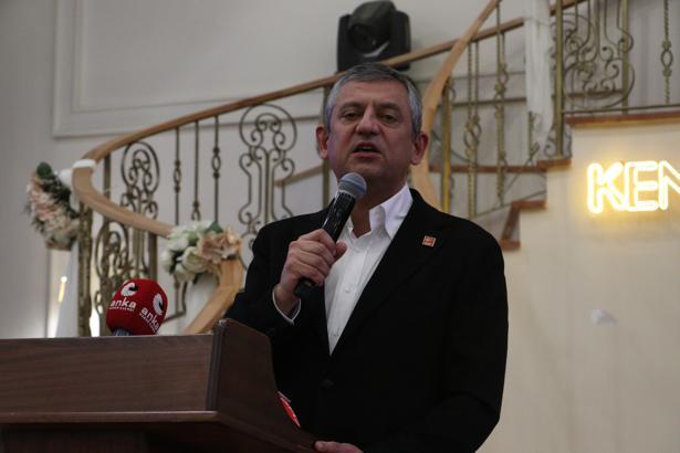 Özgür Özel, Eskişehir'de iftarda kadınlarla bir araya geldi