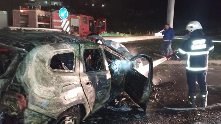 Hatay'da kaza sonrası otomobil alev alev yandı: 1 yaralı