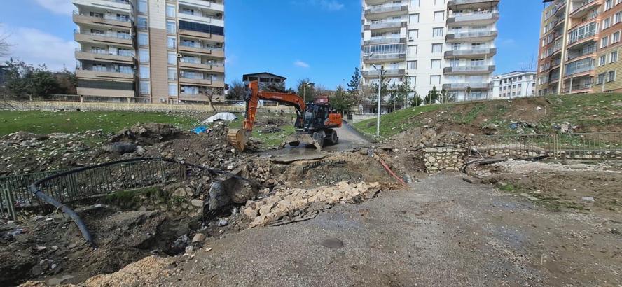Kuvvetli yağış nedeniyle menfez köprü çöktü
