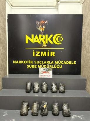 Polisin durdurduğu otomobilde 10 kilo metamfetamin ele geçirildi