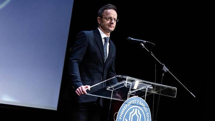 Macaristan: AB, Rusya’dan petrol ve gaz ithalatına uyguladığı yasağı derhal kaldırmalı