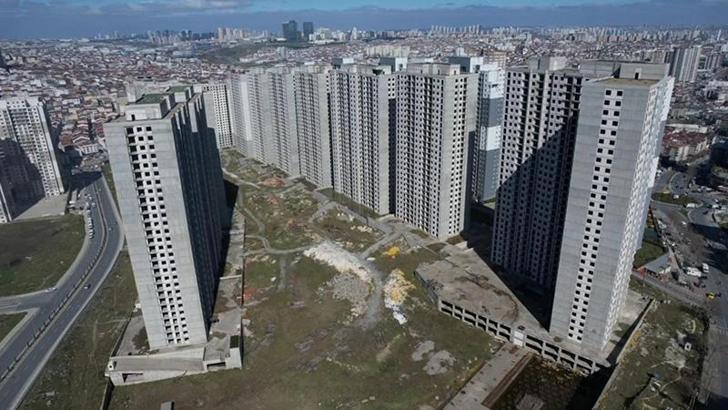 Esenyurt'ta gökdelenlerin inşaatı 15 yıldır sürüyordu; şirket iflas etti
