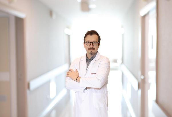 'Kolon kanserinden korunmak için 5-10 yılda bir kolonoskopi yapılmalı'