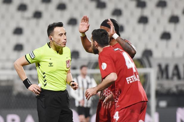 Manisa Futbol Kulübü – SMS Grup Sarıyerspor: 3-0