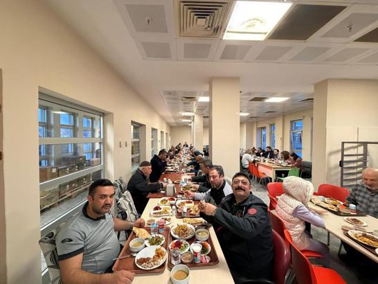 Hastane personeli iftarda bir araya geldi