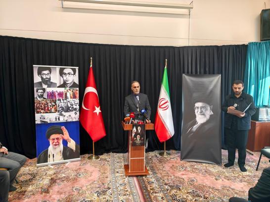 İran Büyükelçiliği, Hamaney için anma töreni düzenledi