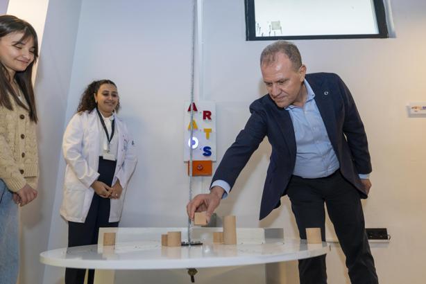 Başkan Seçer, Tarsus Aratos Matematik Evi’ni ziyaret etti