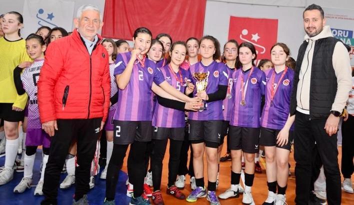 Okul Sporları Futsal Finalleri tamamlandı