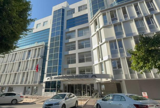 Mersin’deki 'ihaleye fesat' ve 'rüşvet' operasyonunda 7 şüphelinin sorgusu sürüyor