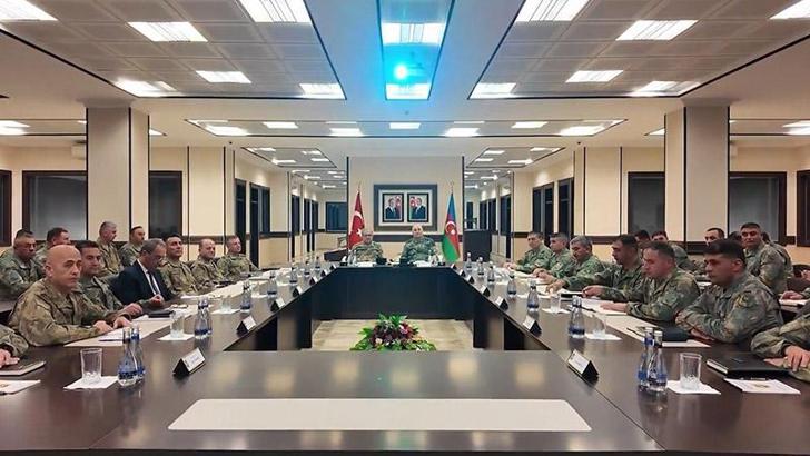 Kara Kuvvetleri Komutanı Tokel'den, Nahçıvan'a ziyaret