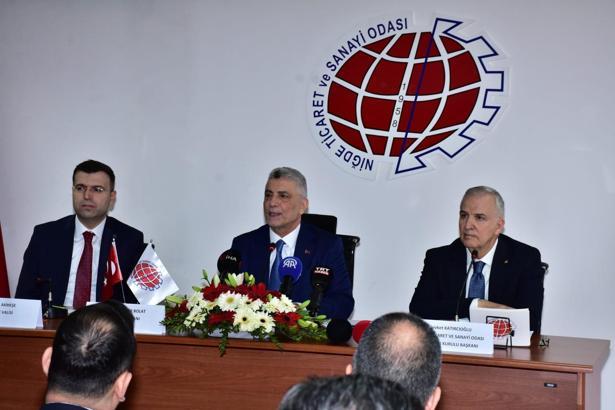 Bakan Bolat: İhracatımız geçen yıl sonunda 400 milyar dolara yaklaştı