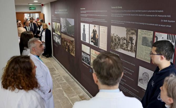 ‘Genç Cumhuriyet’in sağlık alanındaki başarıları sergiyle anlatıldı