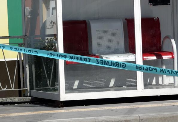 Durakta unutulan şüpheli valiz boş çıktı