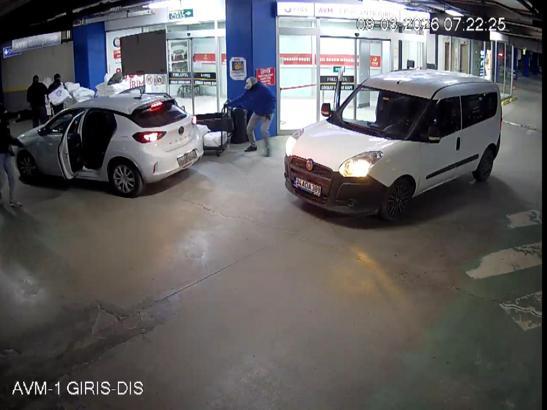 İstanbul - Kuyumcukent’te 24 milyon liralık soygunun yeni detayları ortaya çıktı / Ek bilgi