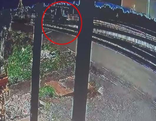 Balıkesir'de 2 kişinin hayatını kaybettiği kaza kamerada