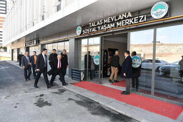 Başkan Büyükkılıç’tan, Mevlana Sosyal Yaşam Merkezi’ne ziyaret