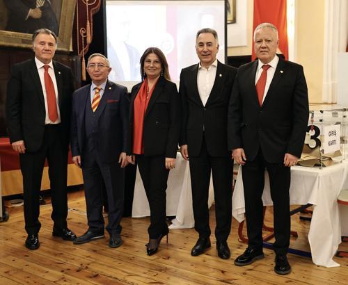 Aykutalp Derkan, Galatasaray Divan Kurulu Başkanlığı’na yeniden seçildi