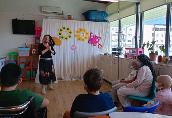 Mersin’de çocuklar masallarla 'iyileşiyor'