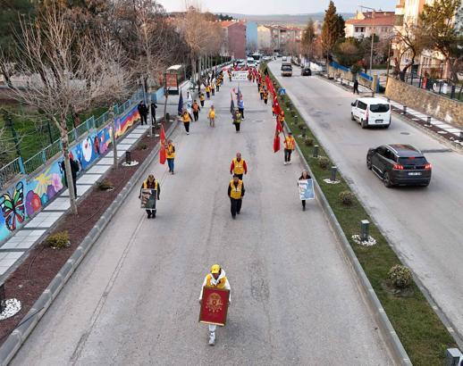 Çanakkale'ye yürüyen '57'nci Alay' korteji, Edirne'ye ulaştı