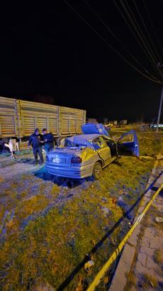 Otomobil ile hafif ticari araç çarpıştı: 5 yaralı