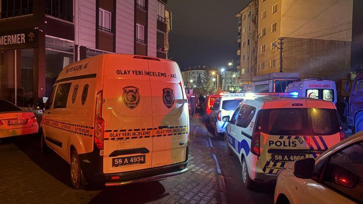 Baba ve ağabeyini tabancayla öldürüp babaannesini yaralayan şüpheli tutuklandı