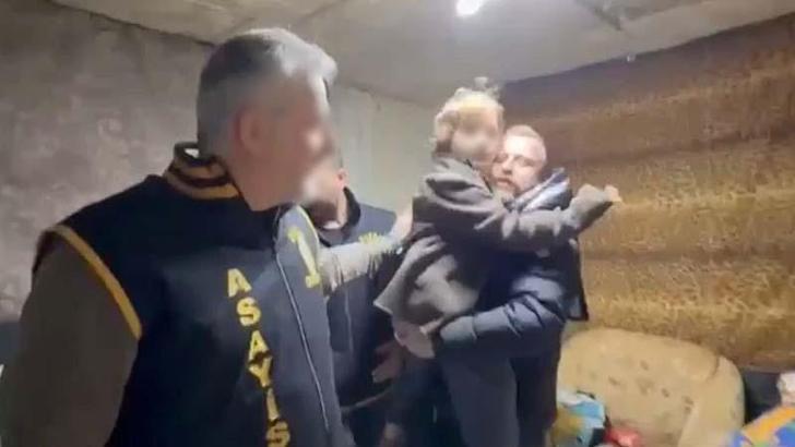 7 yıl sonra alıkonulduğu harabe evde bulunan Nazar, adını Ahmet olarak biliyormuş