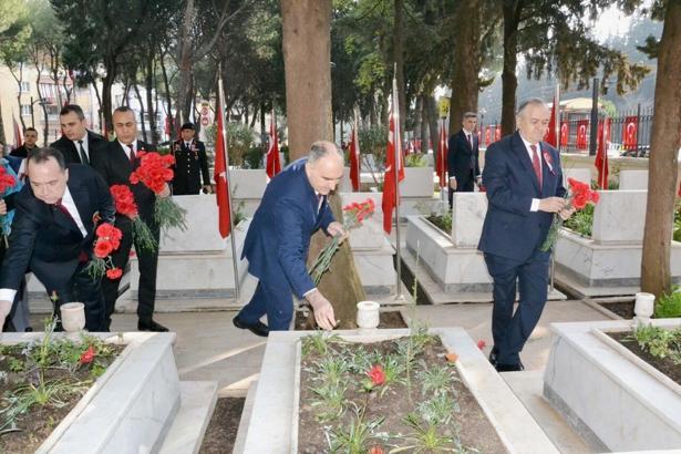 Manisa'da Çanakkale şehitleri anıldı