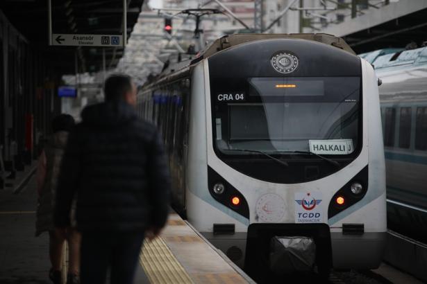 Bakan Uraloğlu, bayramda ücretsiz ulaşım hizmeti sunulacağını duyurdu