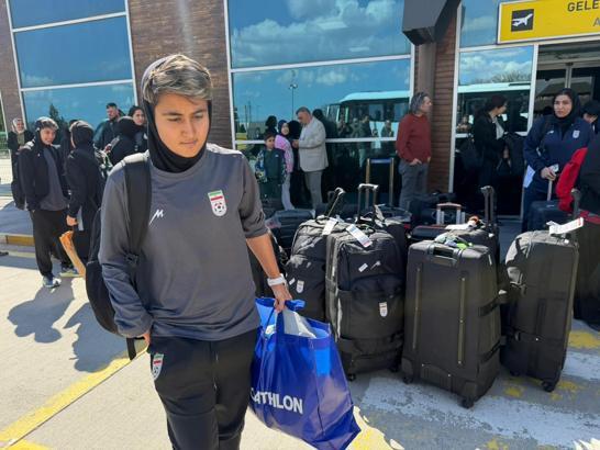 İran Milli Kadın Futbol Takımı kafilesi Türkiye'de