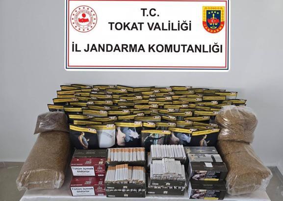 Tokat'ta kaçak tütün operasyonu: 2 gözaltı