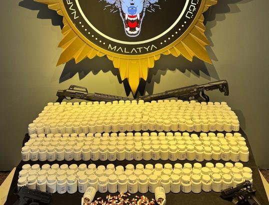 Malatya’da uyuşturucu ve silah operasyonuna 4 gözaltı