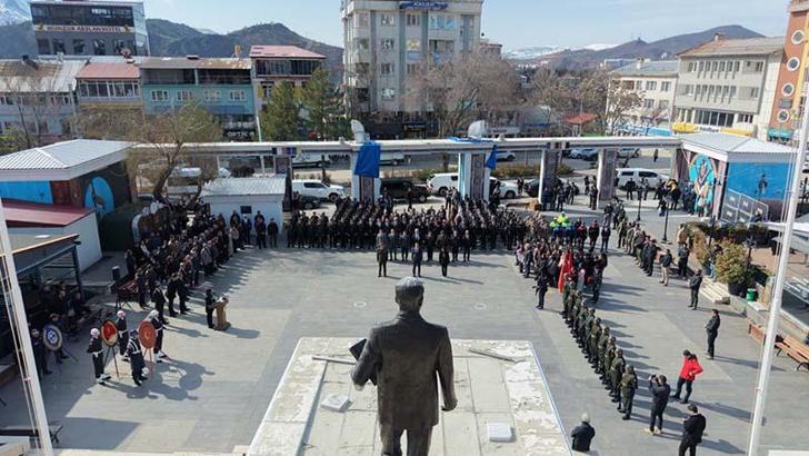 Tunceli’de 30 yıl sonra canlı bomba eyleminin yapıldığı meydanda tören
