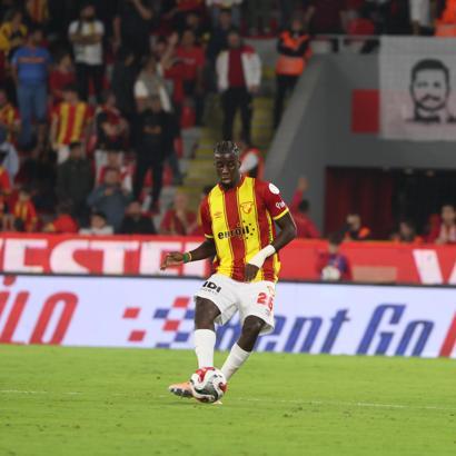 Göztepe'de Bokele kendini affettirdi