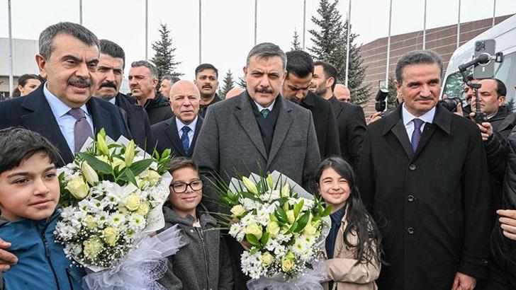 Bakan Tekin'den CHP'ye Tosun Paşa filmi benzetmesi