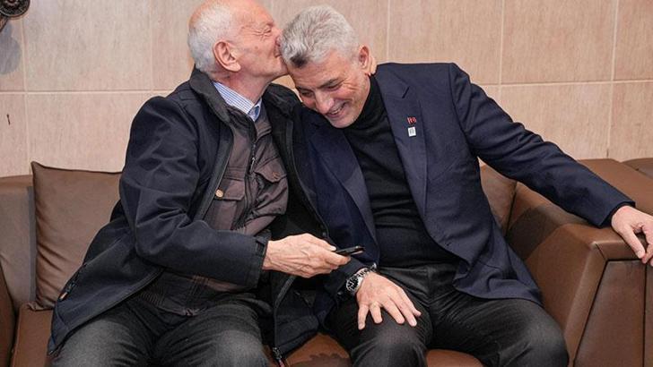 Bakan Bolat, Darülaceze’yi ziyaret etti