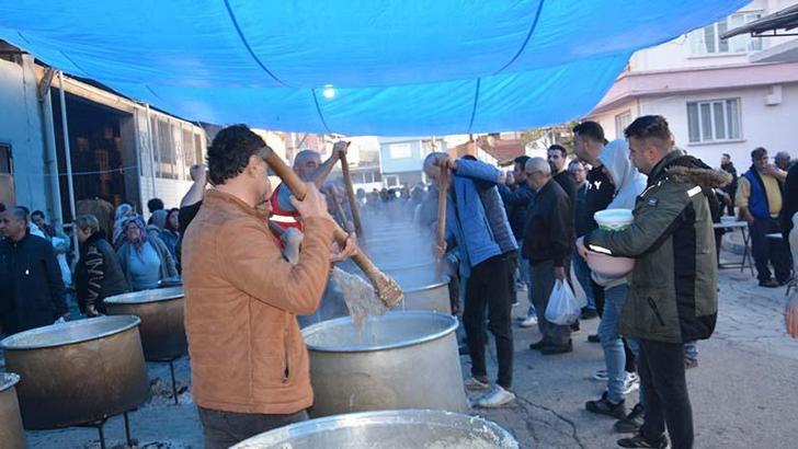 Aydın'da geleneksel keşkek hayrı 20 bin kişiye ulaştı