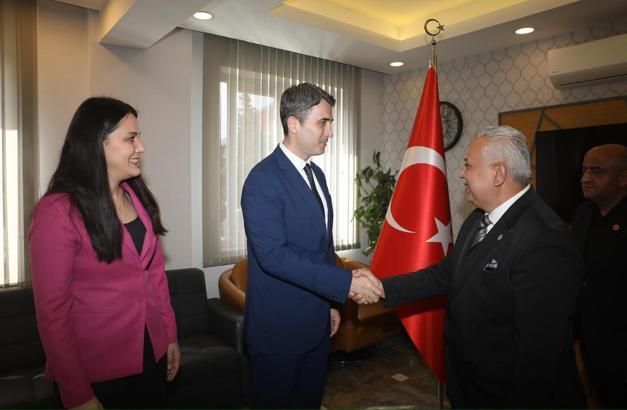 Bucak’ta protokol bayramlaştı