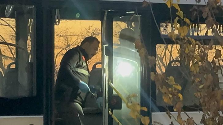 Belediye otobüsündeki cinayetin şüphelisi, bıçağı köpeklerden korunmak için taşıyormuş