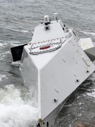 Ordu'da sahilde insansız deniz aracı bulundu (2)