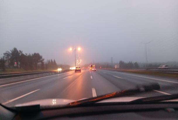 İstanbul - İstanbul'da sis etkili oluyor