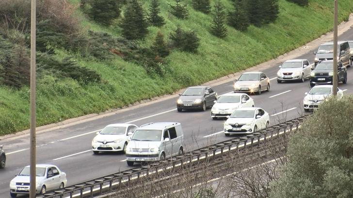 Ramazan Bayramı'nın son gününde TEM’in Kocaeli geçişinde yoğunluk