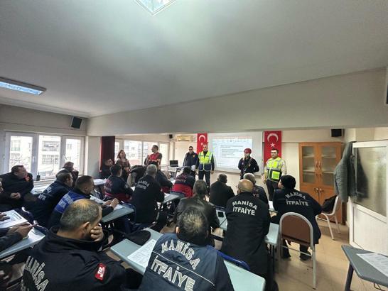 Manisa Büyükşehir'de personele yüksekte çalışma eğitimi