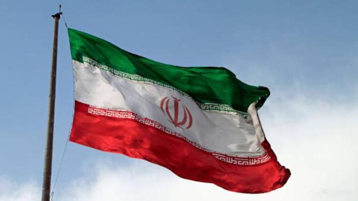 İran: Tahran'la koordinasyon içinde olan gemiler Hürmüz Boğazı’ndan geçebilecek