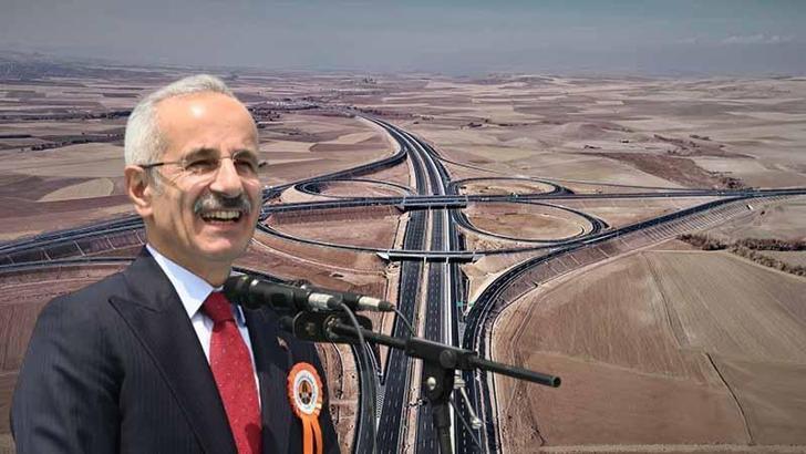 Bayramda otoyol ve köprülerden 12,3 milyon araç geçti