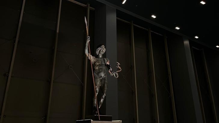 Zeugma Mozaik Müzesi'nde Mars Heykeli için platform yapıldı