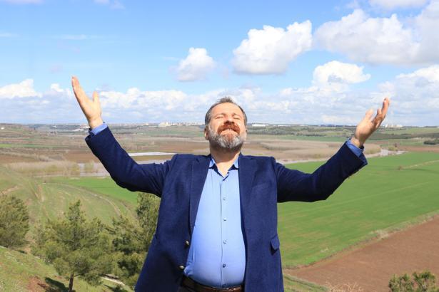 'Diyarbakır'da 3 günlük yağmurun yarısı nisanda yağarsa bitki kurtulur, çiftçinin yüzü güler'