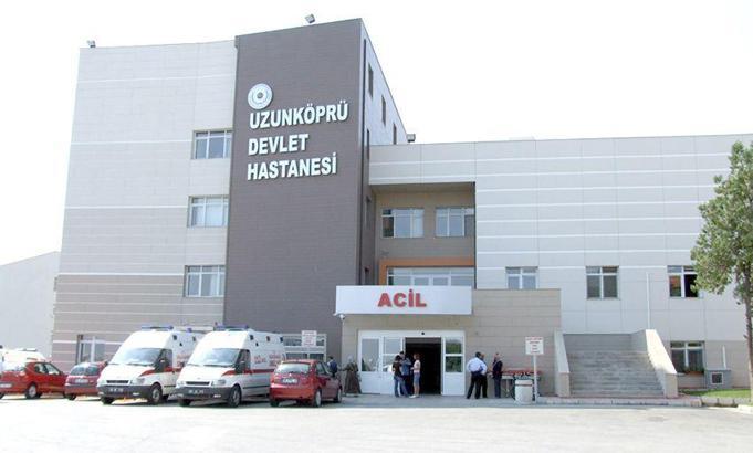 Lunaparkta oyun aletinin korumalığı açıldı, başından ve kolundan yaralandı