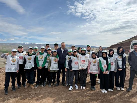 Akıncılar'da fidanlar toprakla buluştu